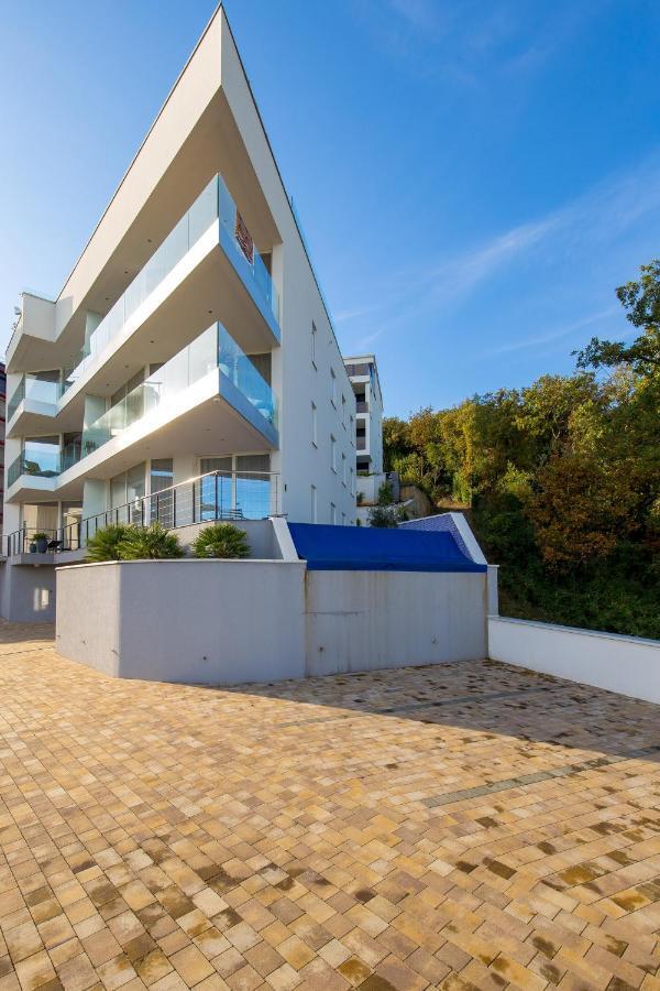 Apartment Palmas Opatija Exteriör bild
