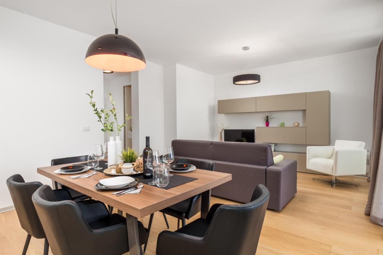 Apartment Palmas Opatija Exteriör bild