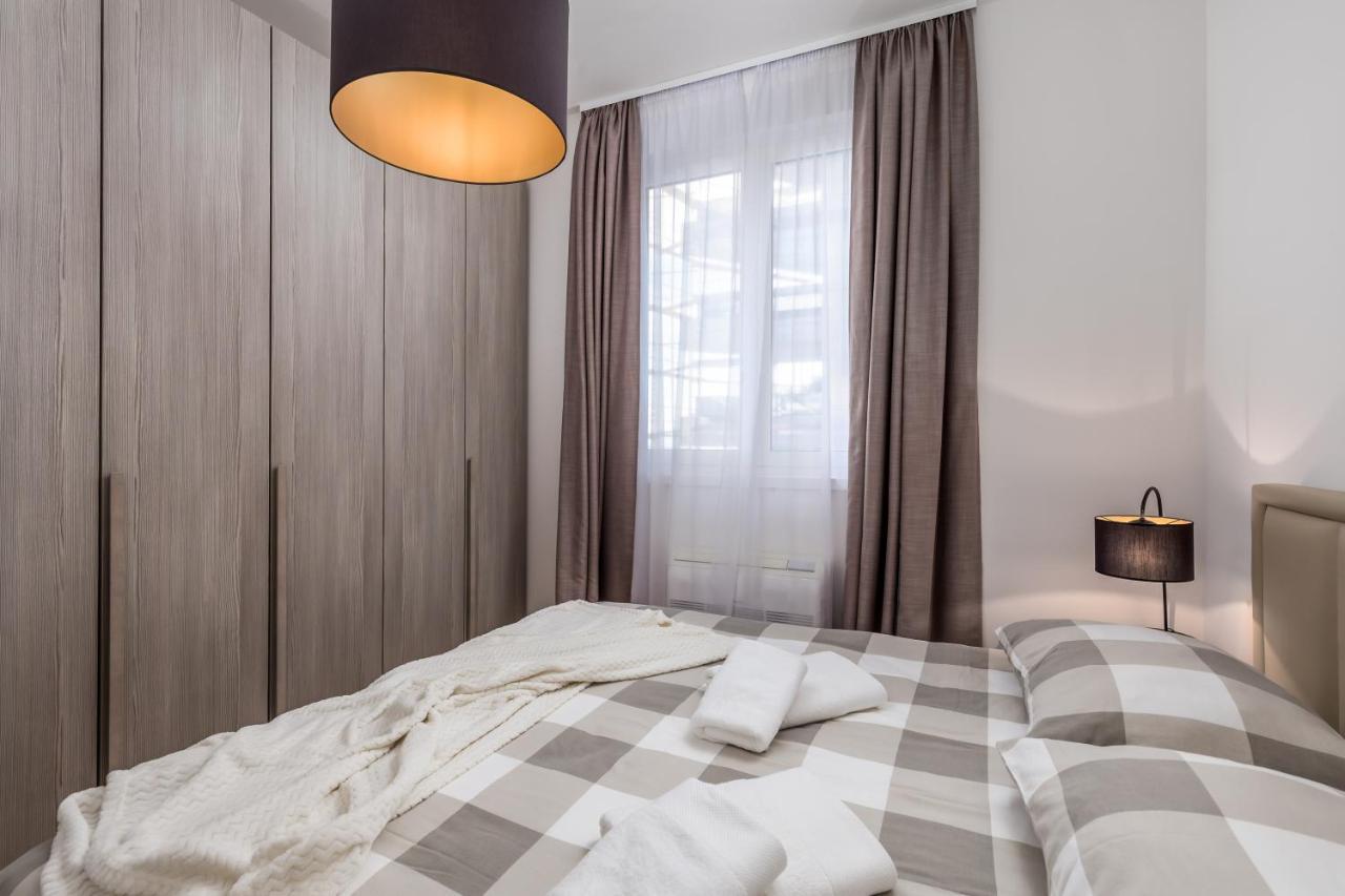 Apartment Palmas Opatija Exteriör bild