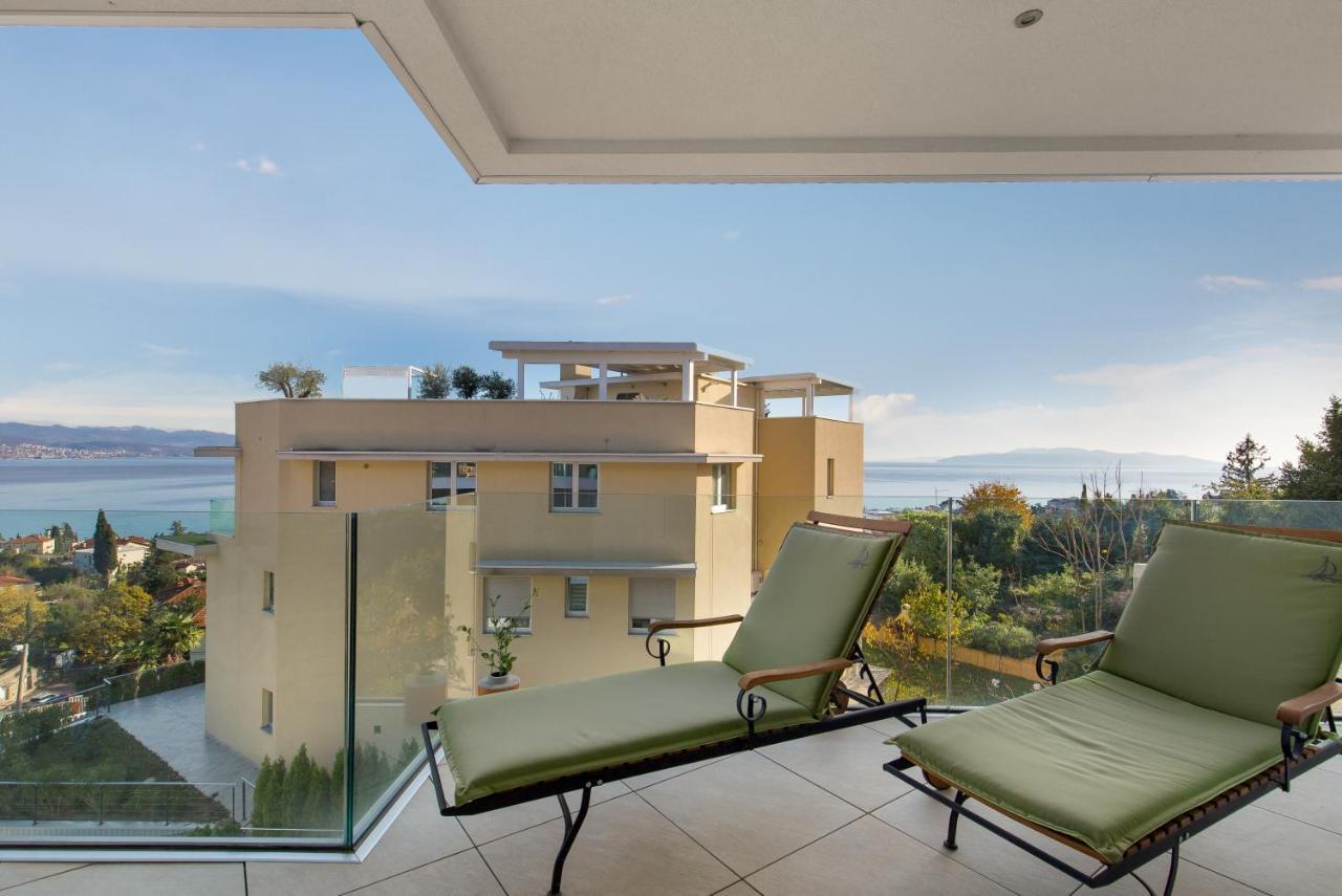 Apartment Palmas Opatija Exteriör bild